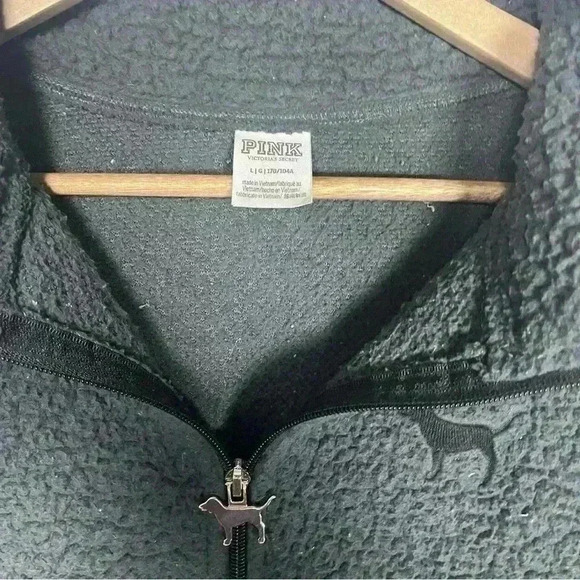 Victoria’s Secret pink Sherpa vest women’s large - Picture 4 of 4